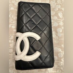 CHANEL Black and White Quilted Leather Bag